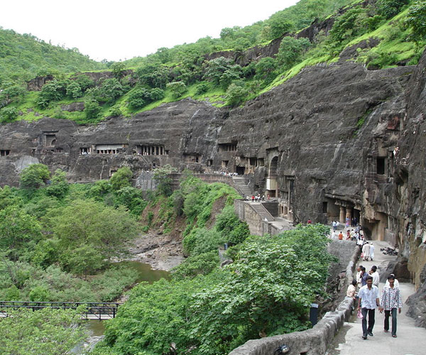 阿旃佛陀石窟 (Ajanta Caves)